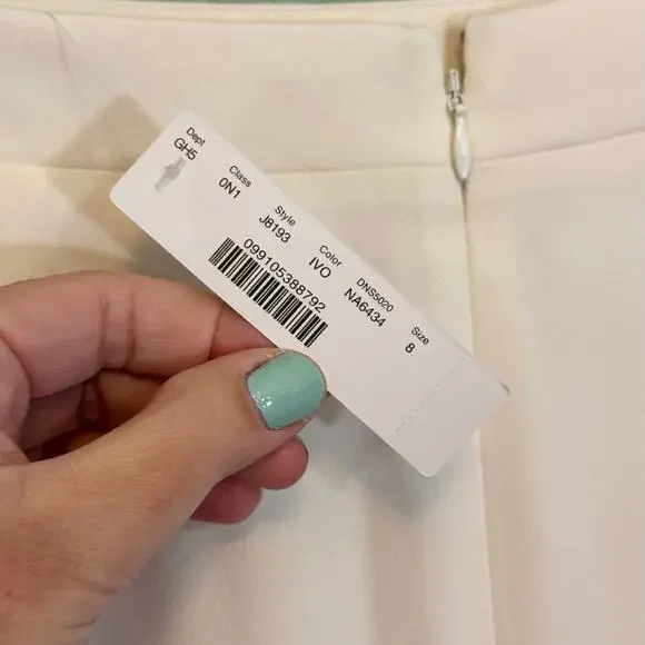 J.Crew Pencil Skirt in Crepe Womens 8 Ivory Formal Career Office Workwear NWT - Picture 5 of 7